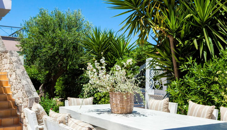 Hesperides Hotel