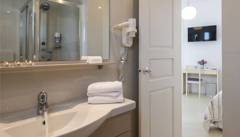 Kalypso Hotel & Villas