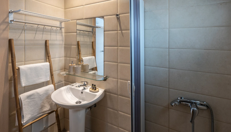 Hotel Kontes Comfort - Παροικιά, Πάρος