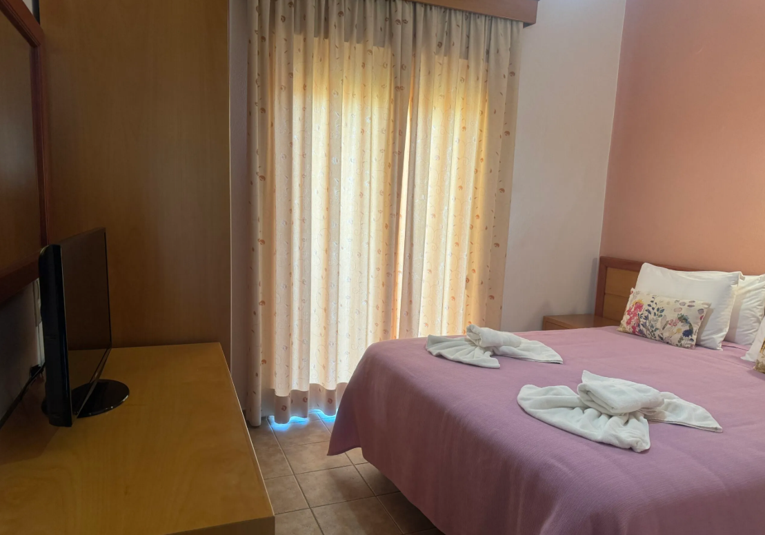 Hotel Stella - Βόλος ✦ 2 Ημέρες (1 Διανυκτέρευση) ✦ 2 άτομα + 1 παιδί έως 2 ετών ✦ 1 ✦ έως 31/12/2026 ✦ Κοντά στην παραλία!