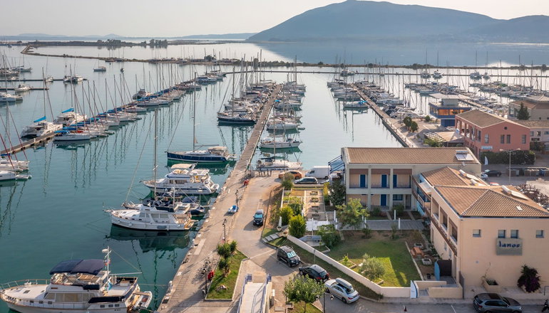Ianos Bay