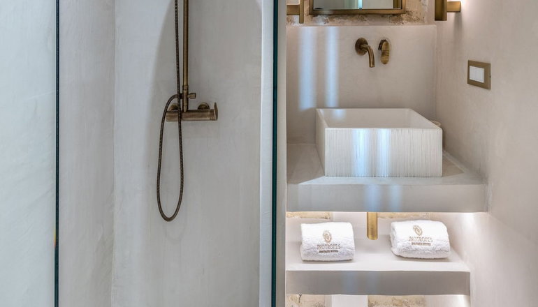 Inotropes Boutique Suites