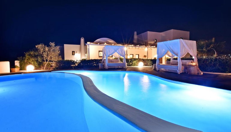 Irene Villa Santorini