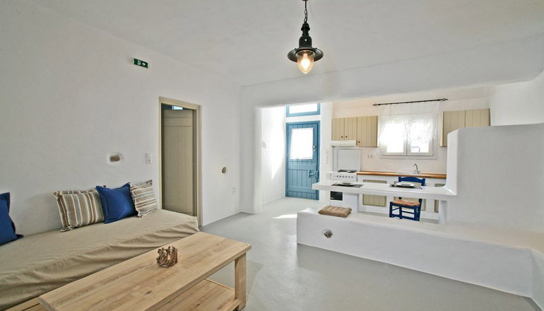 Irida Vacation Suites - Καστράκι, Νάξος