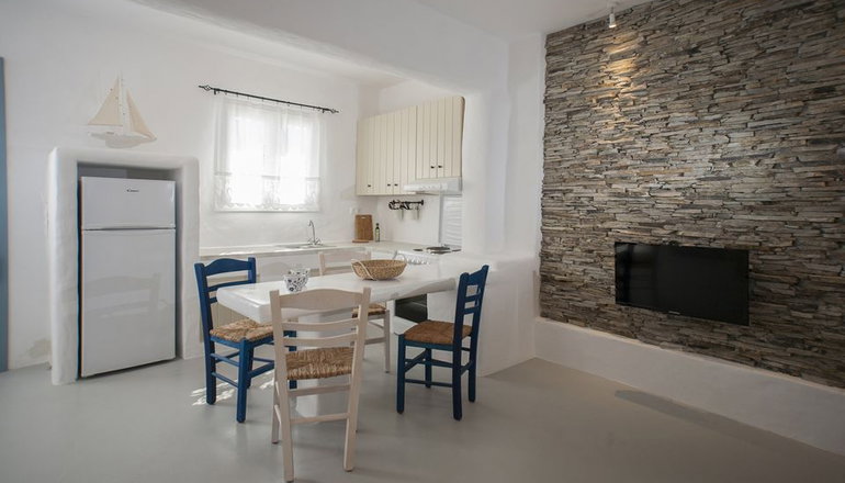 Irida Vacation Suites - Καστράκι, Νάξος