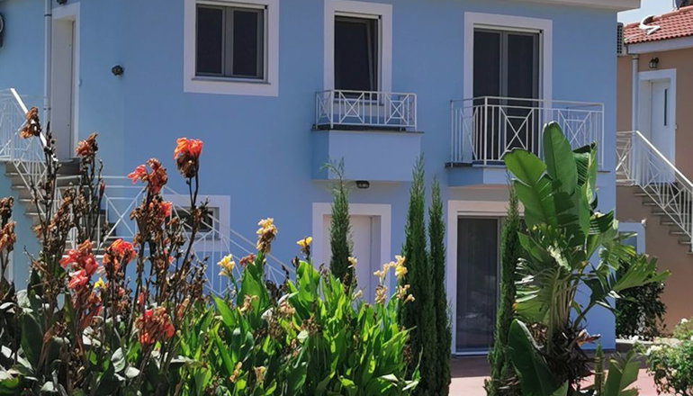 Iridia Resort