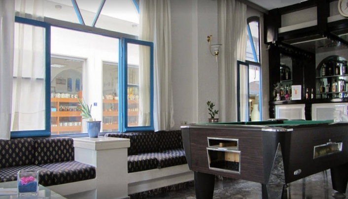 Iro Hotel