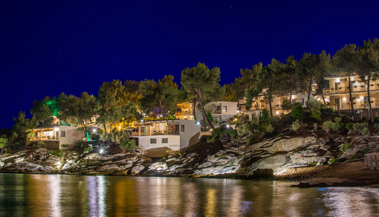4* Tosca Beach Hotel