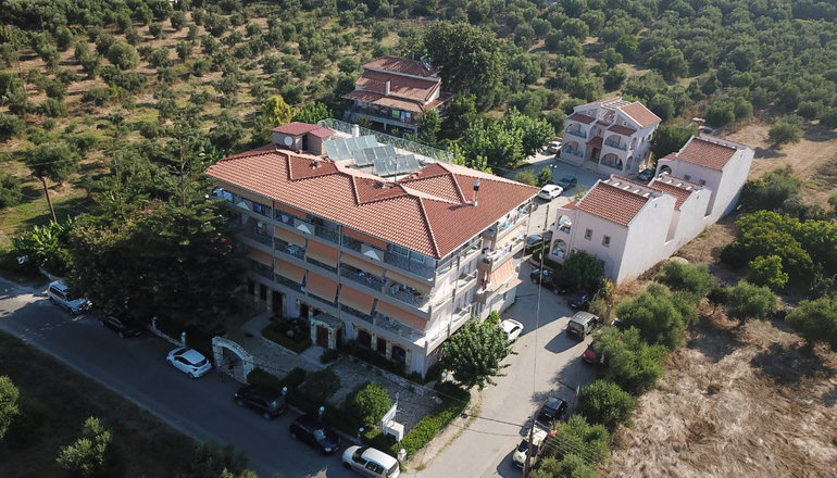 Kaiafas Lake Hotel