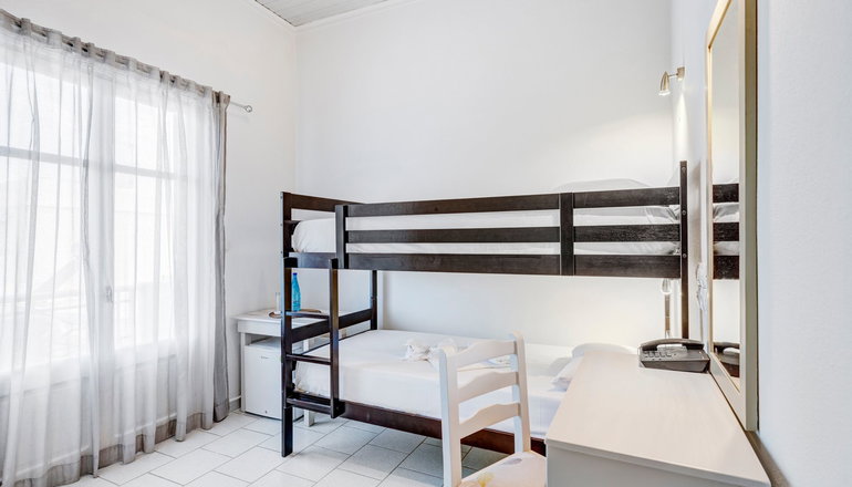 Kamelo Hotel