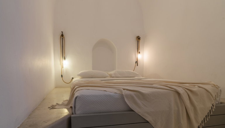 Kampanario Villa Santorini