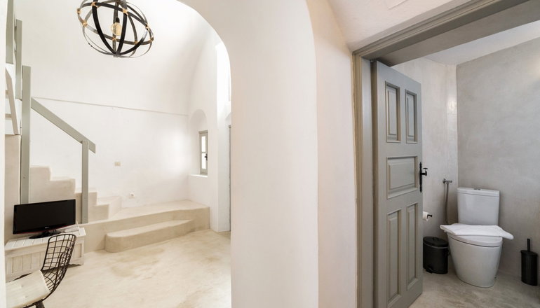 Kampanario Villa Santorini