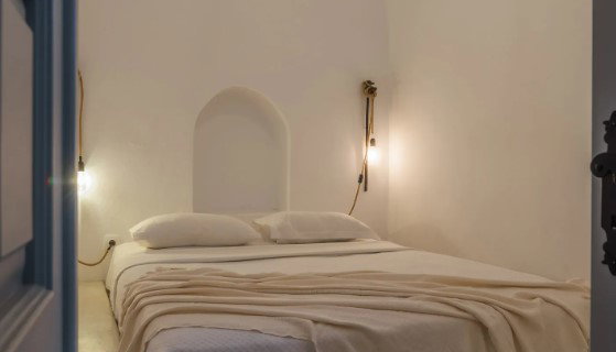 Kampanario Villa Santorini