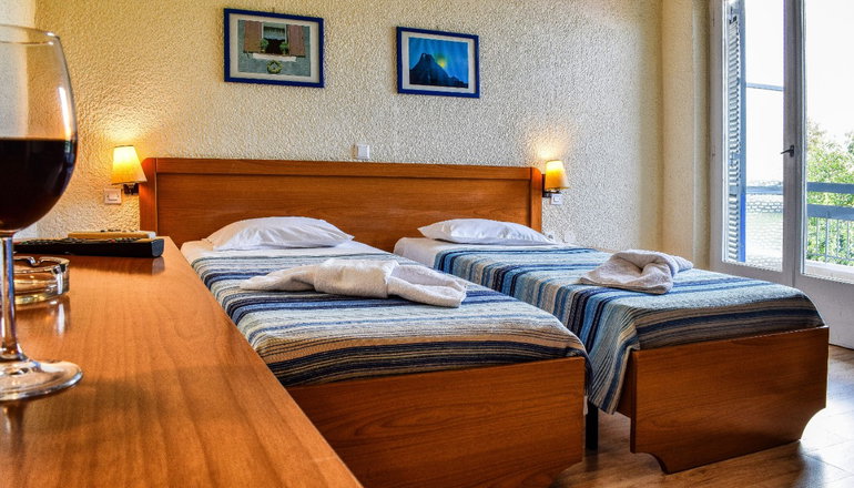 Kanelli Beach Hotel - Σελιανίτικα, Αίγιο
