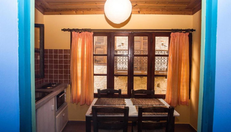 Karnayo Traditional Houses