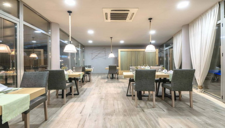 4* Karras Grande Resort - Τσιλιβί, Ζάκυνθος
