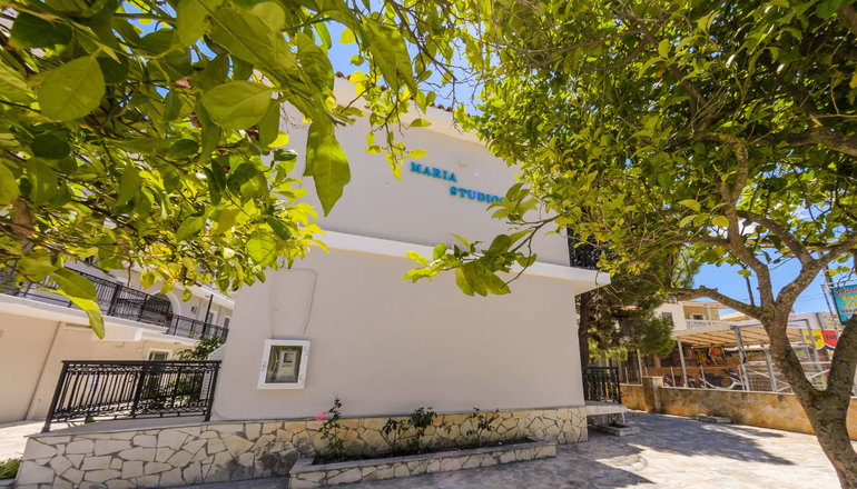 Karras Livin - Λαγανάς, Ζάκυνθος