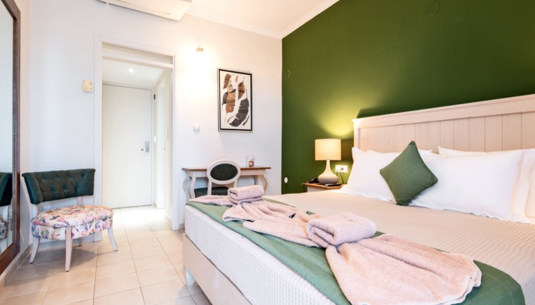 4* Kassandra Mare Hotel