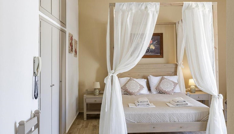 Kasteli Studios & Apartments