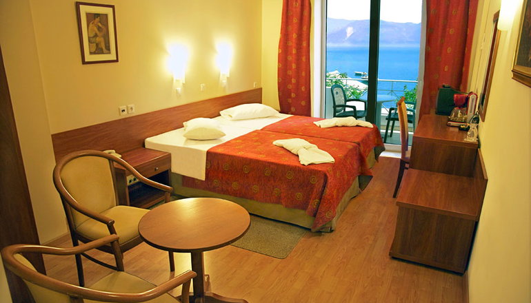 Kiani Akti Hotel