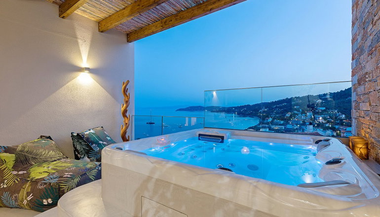 KK Luxury Villa