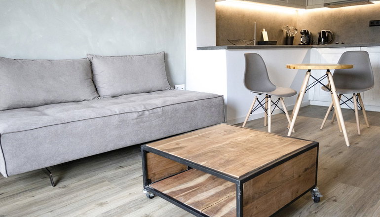 Komody Apartments - Δελφοί