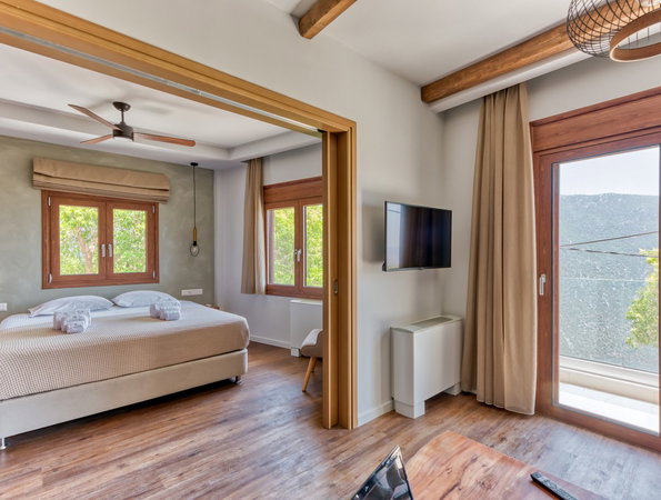 Komody Apartments - Δελφοί