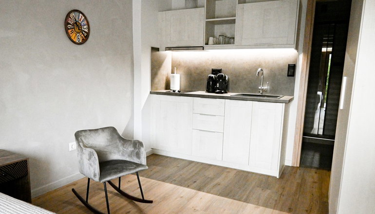 Komody Apartments - Δελφοί