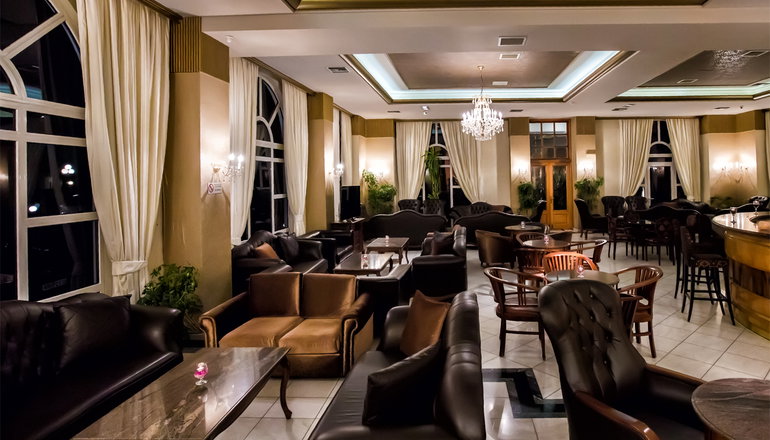 4* Kouros Hotel