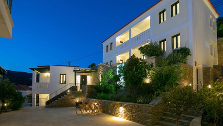 Krinos Suites Hotel - Μπατσί, Άνδρος