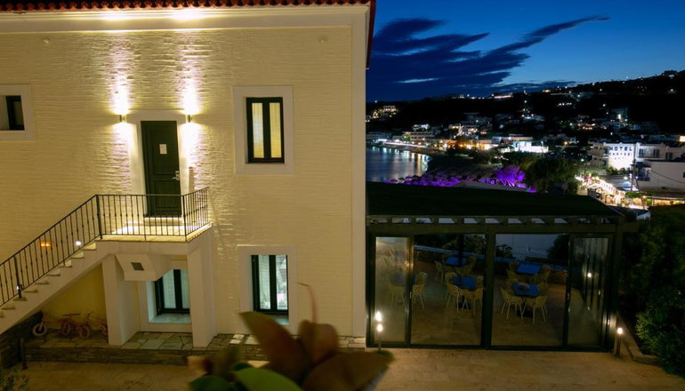 Krinos Suites Hotel