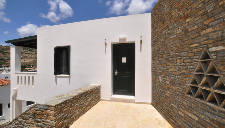 Krinos Suites Hotel - Μπατσί, Άνδρος