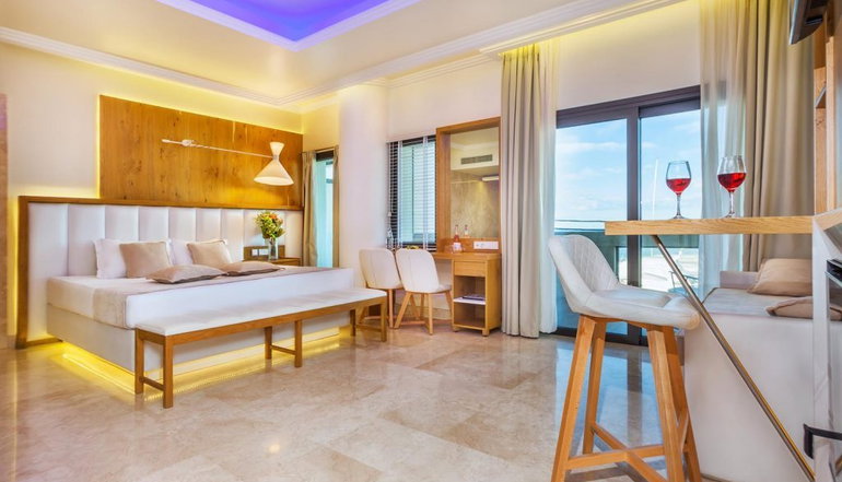 4* Porto Marine