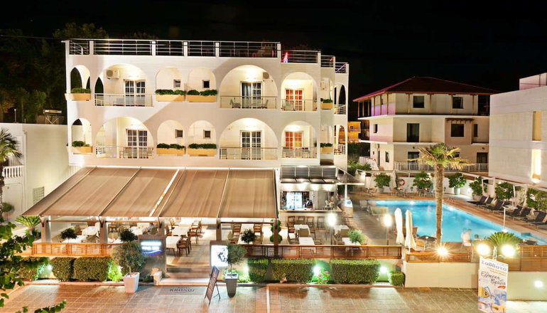 Kronos Hotel
