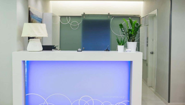 Kronos Hotel