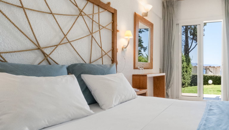 4* Long Beach Resort Hotel - Αίγιο