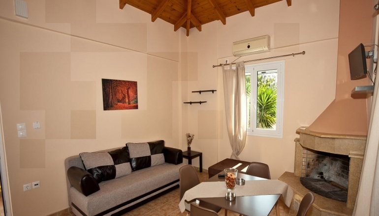 Lagouvardos Apartments