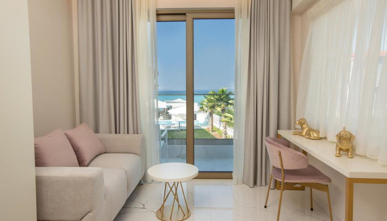 Laguna Resort