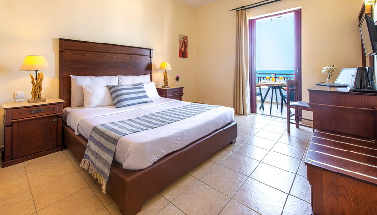 Laza Beach Inn