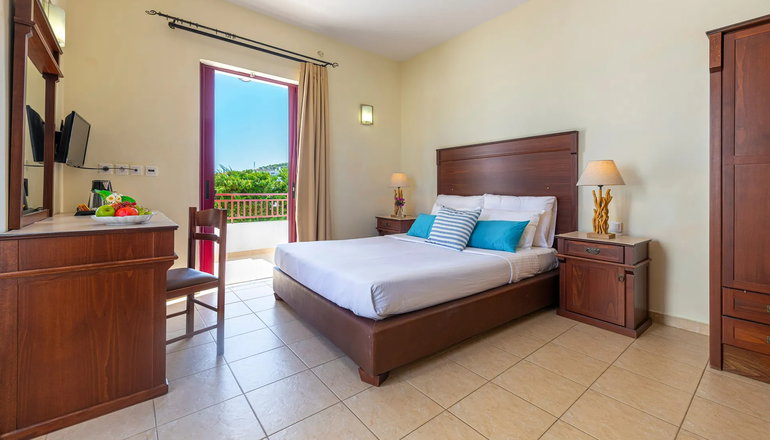 Laza Beach Inn