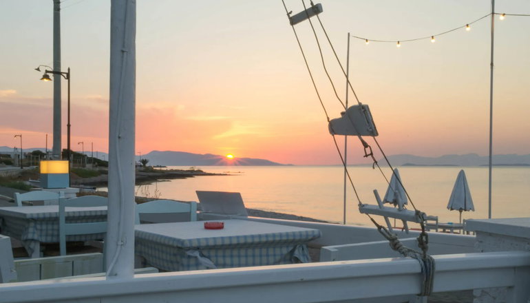 Laza Beach Inn