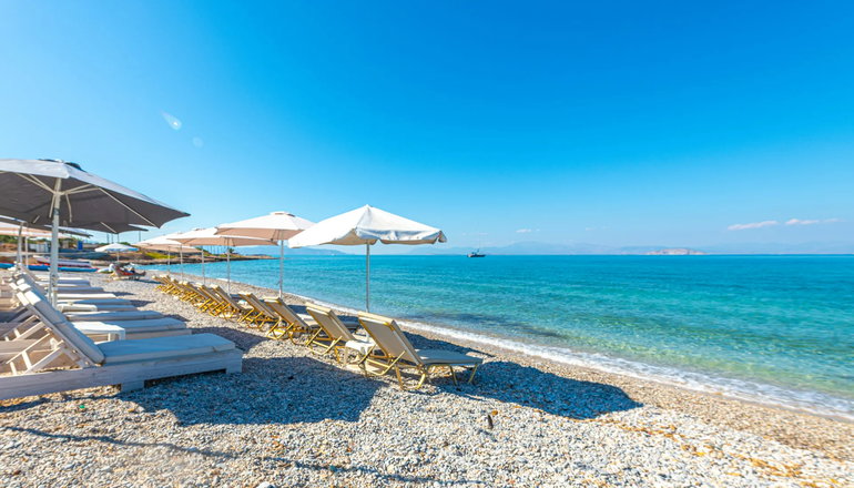 Laza Beach Inn