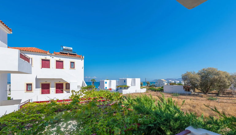 Laza Beach Inn