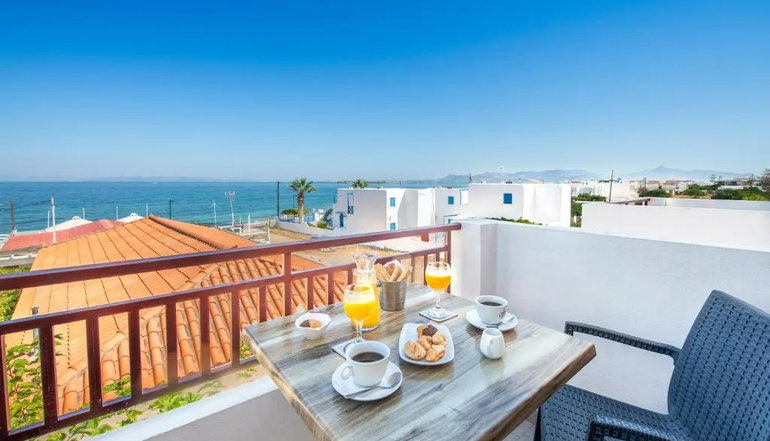 Laza Beach Inn