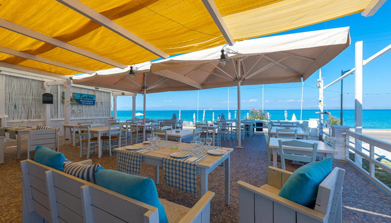 Laza Beach Inn