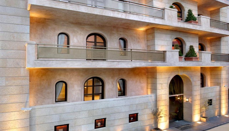5* Le Convivial Luxury Suites & Spa