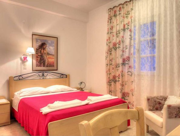 Leonardos Apartments