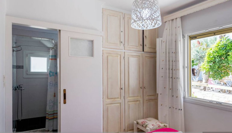 Leonardos Apartments