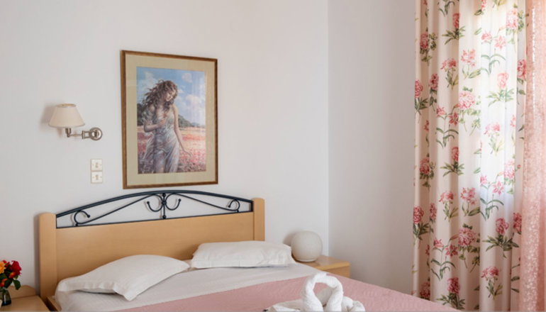 Leonardos Apartments