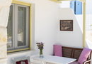 Leonardos Apartments